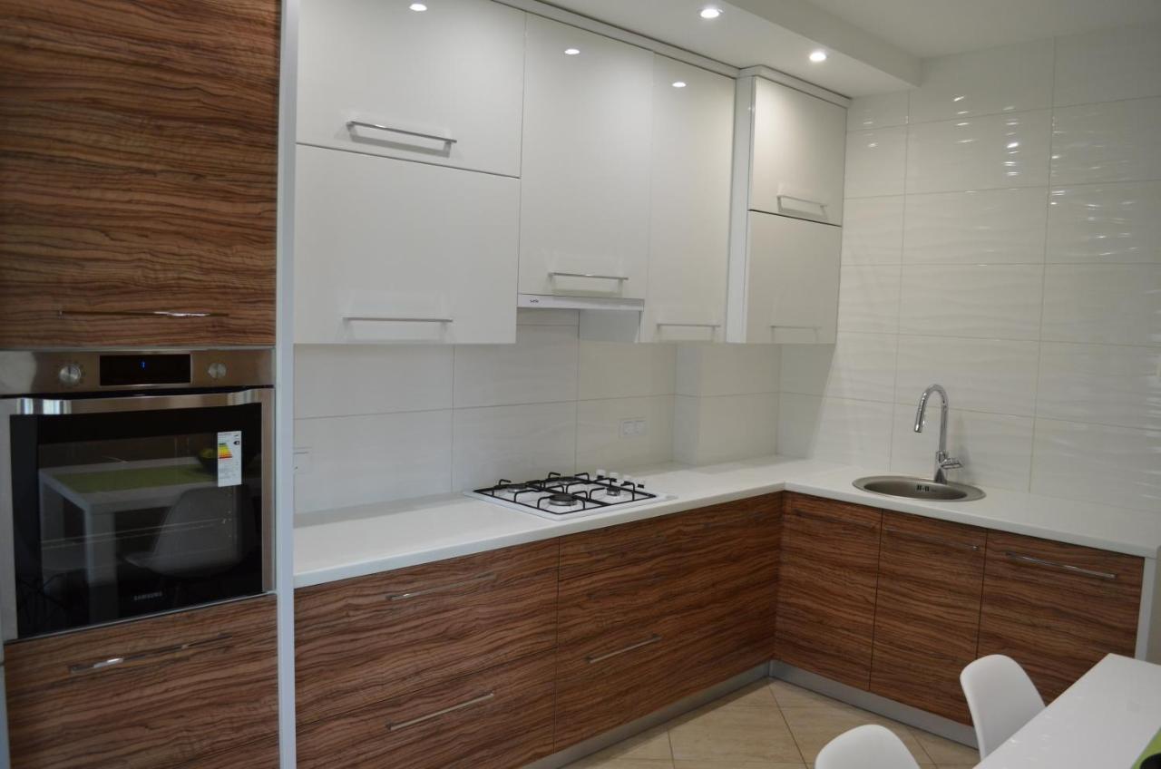 Apartment On Getmana Vigovskogo 49 Rivne Exterior foto