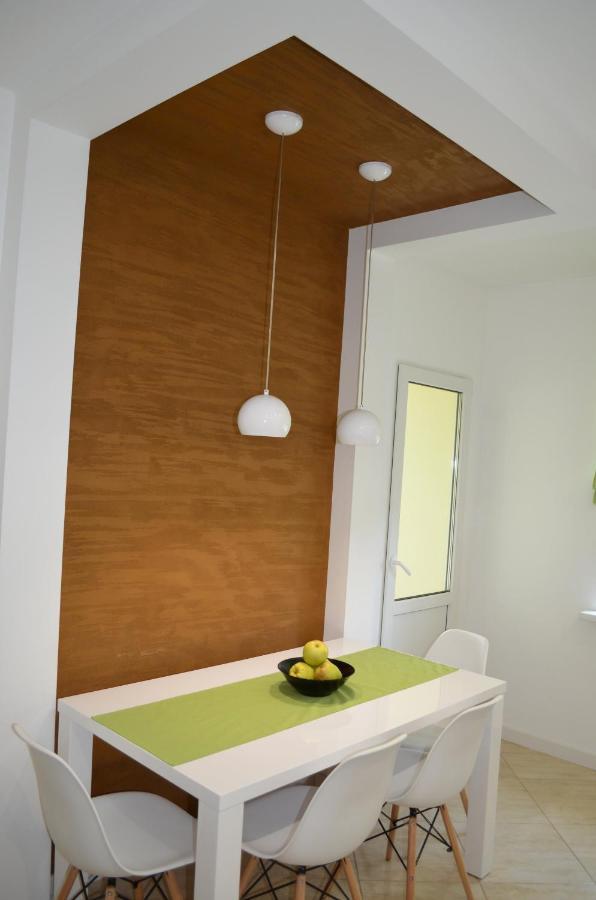 Apartment On Getmana Vigovskogo 49 Rivne Exterior foto