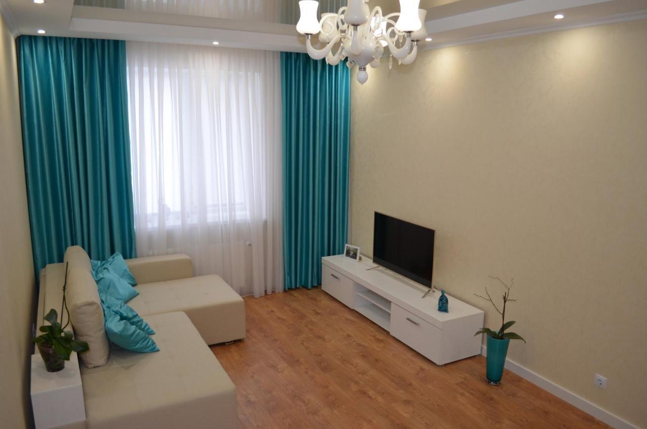Apartment On Getmana Vigovskogo 49 Rivne Exterior foto