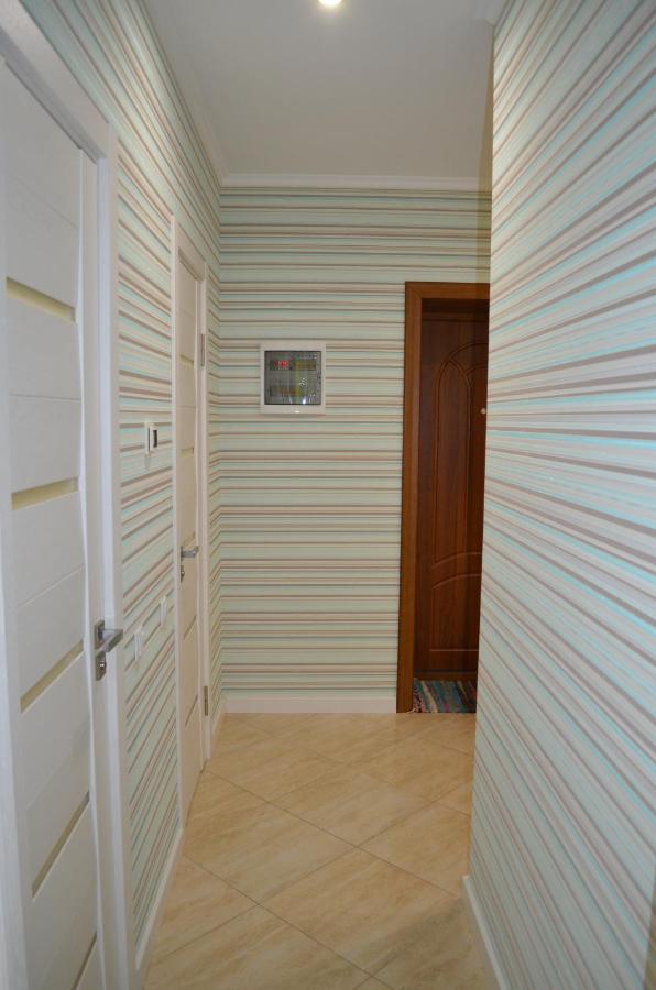Apartment On Getmana Vigovskogo 49 Rivne Exterior foto