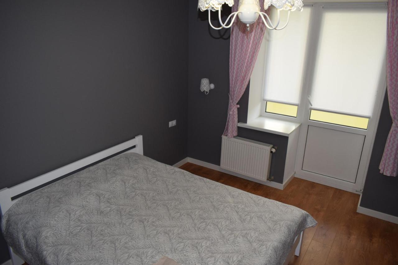 Apartment On Getmana Vigovskogo 49 Rivne Exterior foto